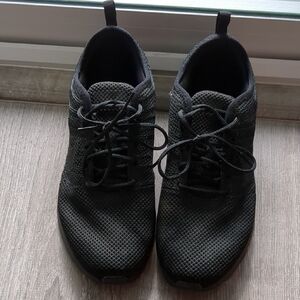 Nike Black Athletic Shoes